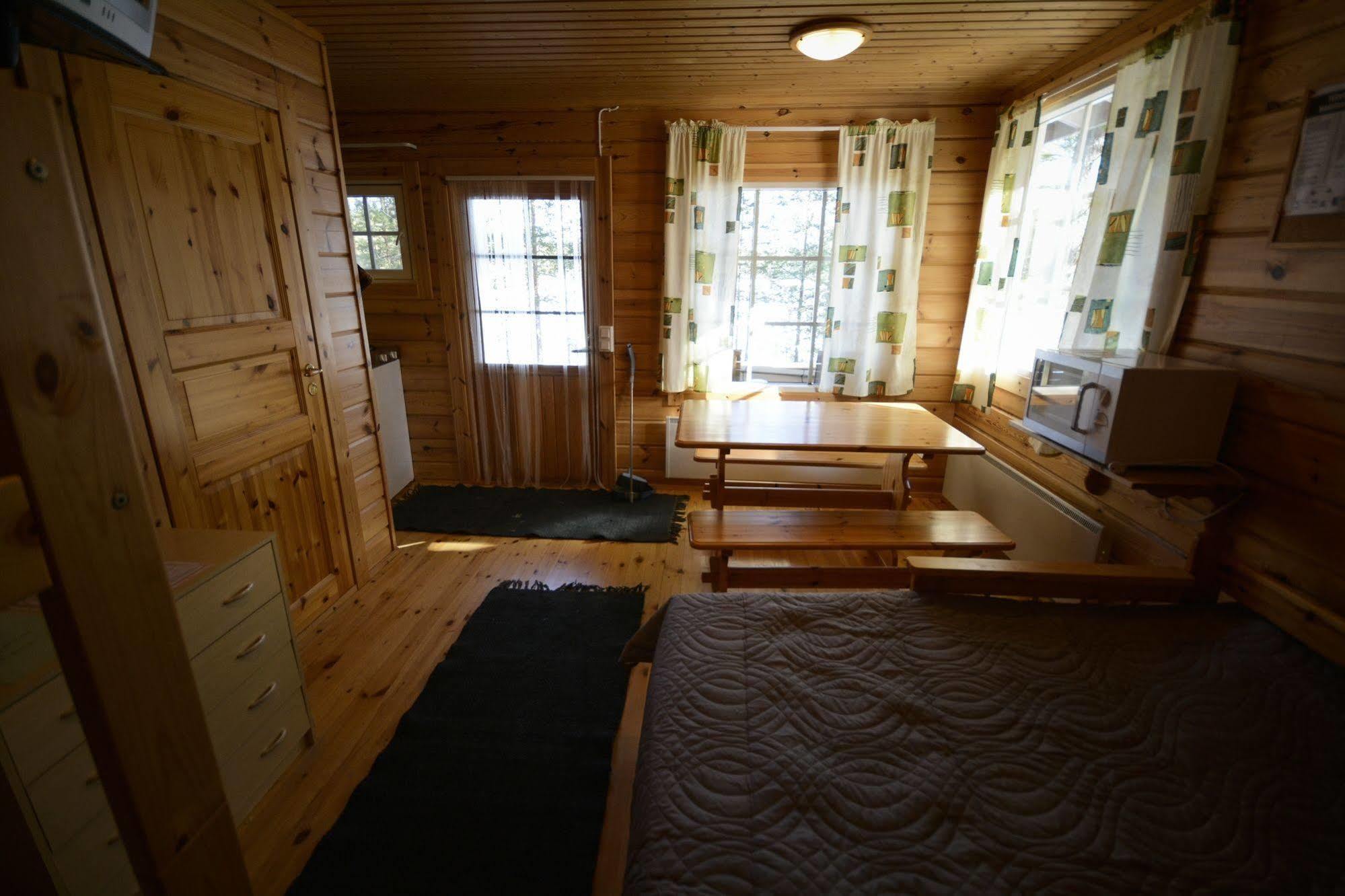 Manamansalo Camping Luaran gambar
